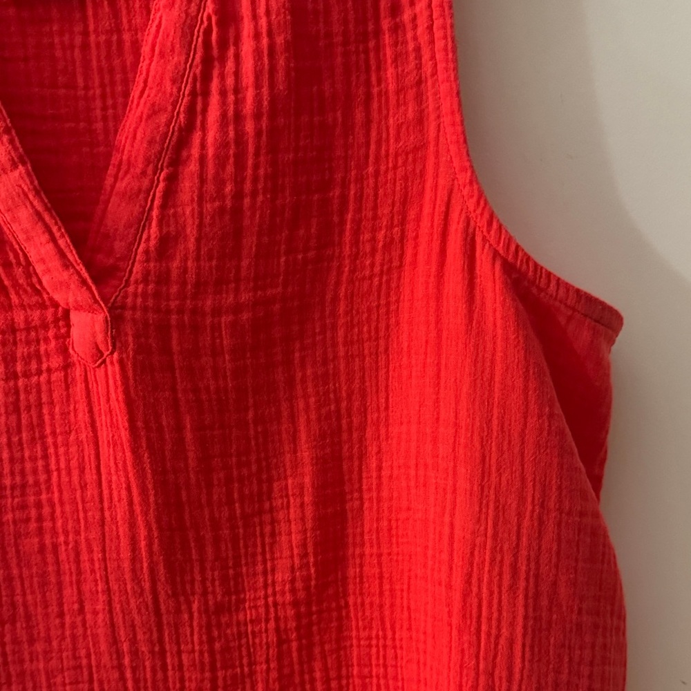 SONOMA Red Sleeveless V-Neck Textured Tank - Picture 14 of 15